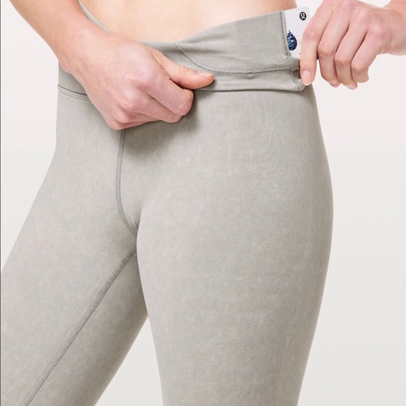 🍋🚫SOLD🚫Lululemon WU Snow Washed 28”🍋 - Picture 5 of 7